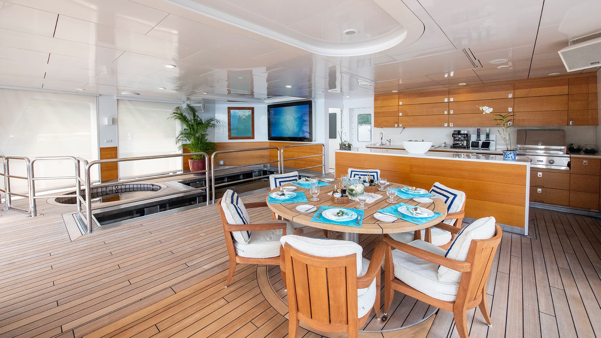 Expedition Superyacht Arctic